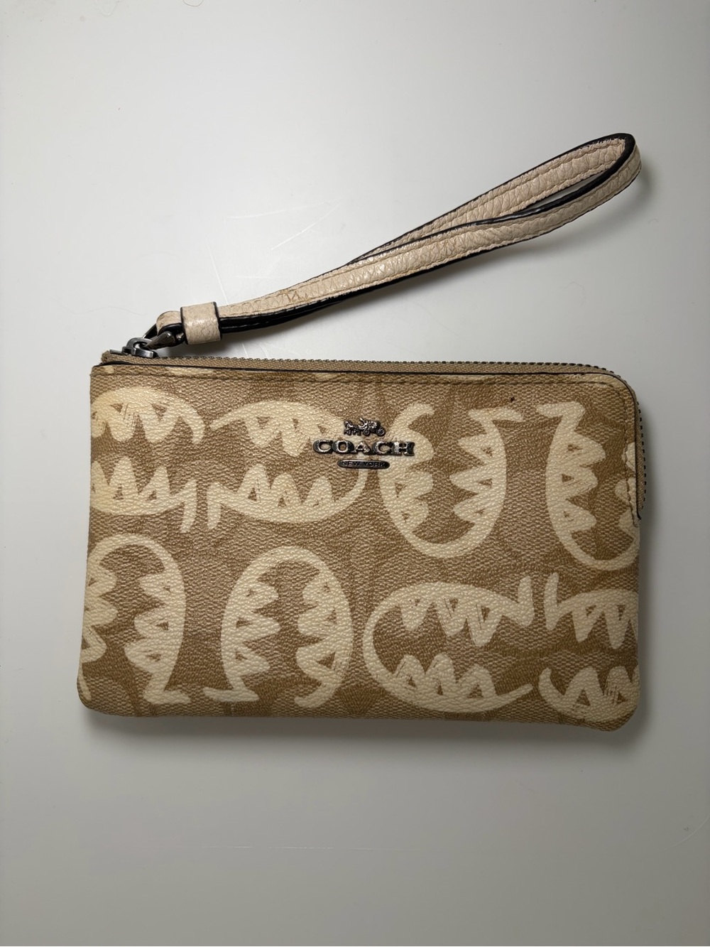 Coach x Guang Yu Rare Rexy Canvas Corner Zip Wristlet Limited Edition b20974406
